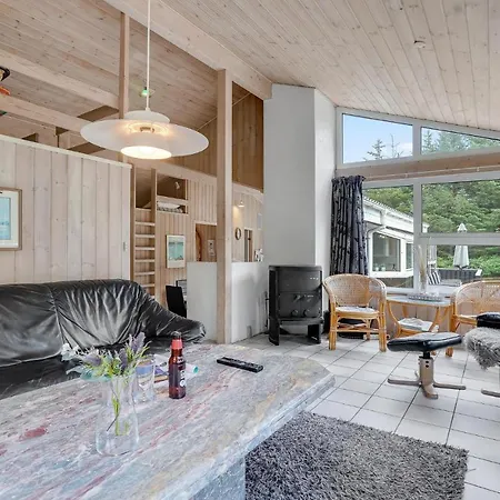 Cozy In With Kitchen Holiday home Jerup